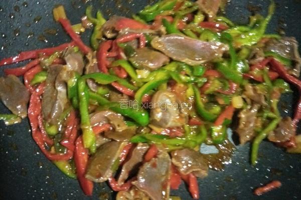 彩椒爆鸭胗的做法图解12