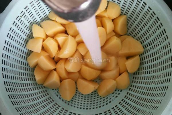 土豆饼的做法图解1