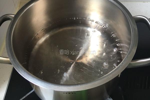 杏仁西米露的做法图解1