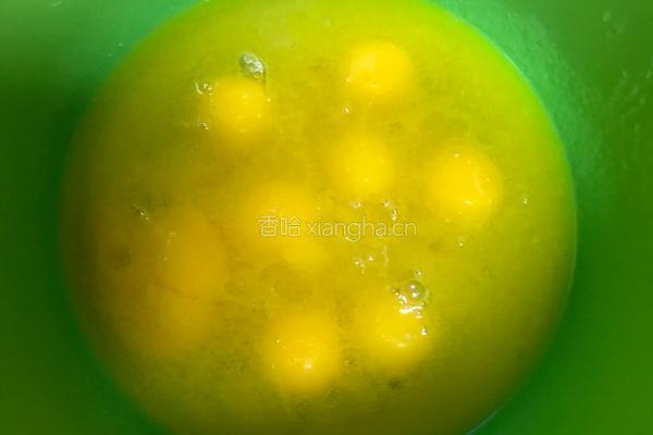 黄油芝麻鸡蛋卷的做法图解4