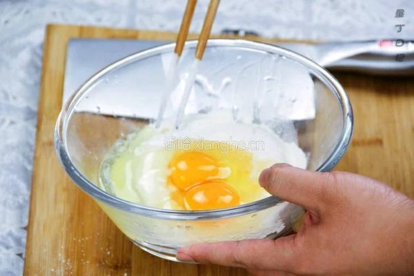 小酥肉蒸干豇豆的做法图解2