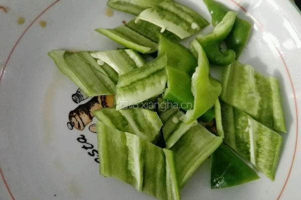 孜然肉片的做法图解2