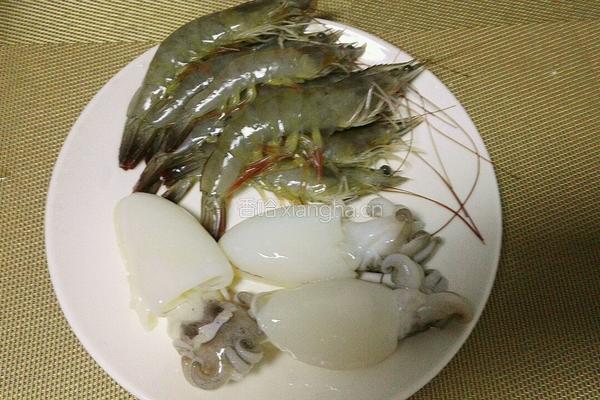 海鲜丸子蔬菜汤的做法图解4