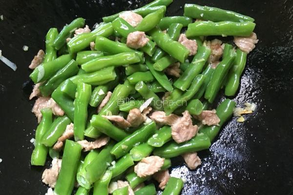 四季豆炒肉的做法图解4