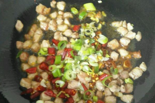 杏鮑茹炒肉丁的做法图解5
