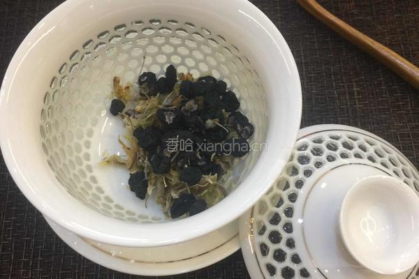 枸杞石斛花饮的做法图解5