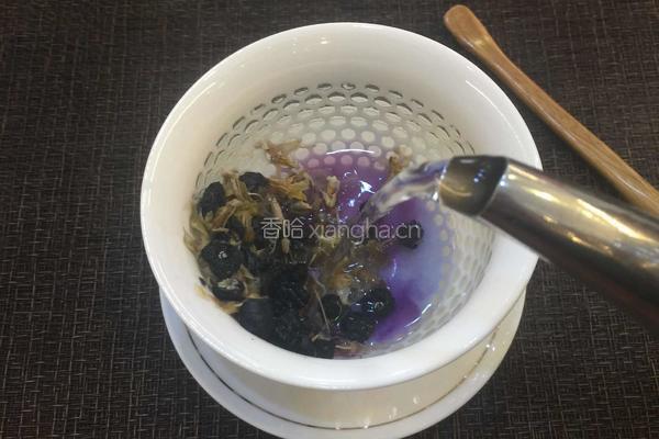 枸杞石斛花饮的做法图解7