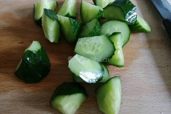 夏日爽拌菜的做法图解1