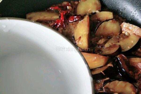 川辣椒油焖茄子的做法图解5
