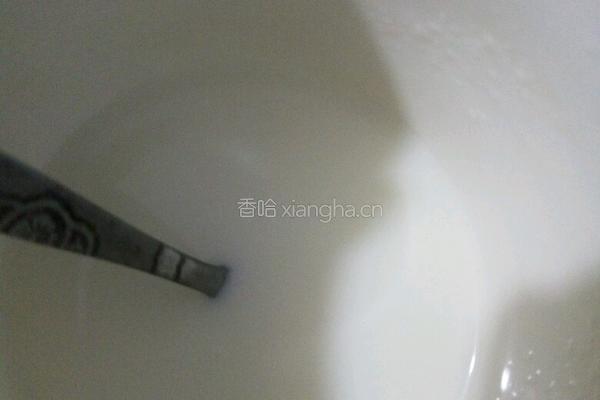 香蕉牛奶的做法图解3