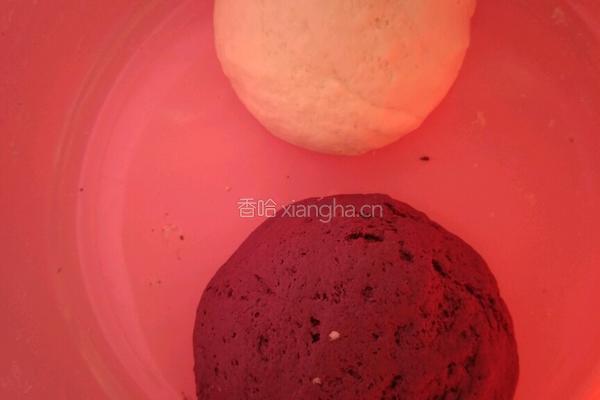 紫薯双色馒头的做法图解1