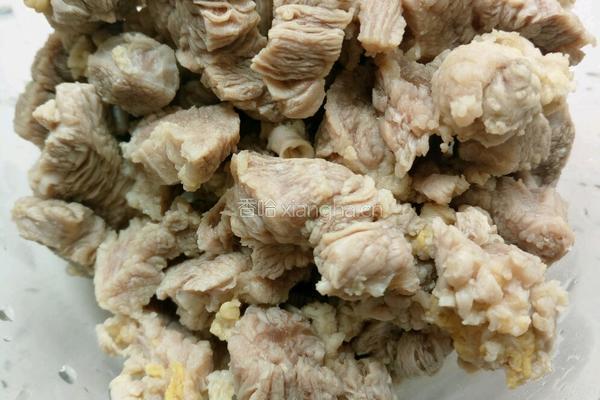 红烧牛肉炖土豆的做法图解3