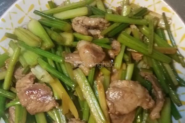 芹菜炒肉