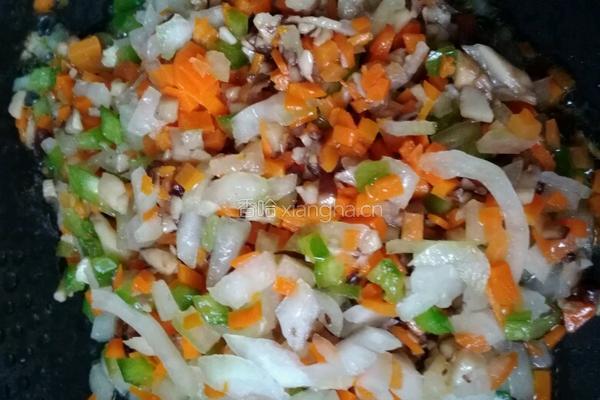 花样蛋炒饭的做法图解3