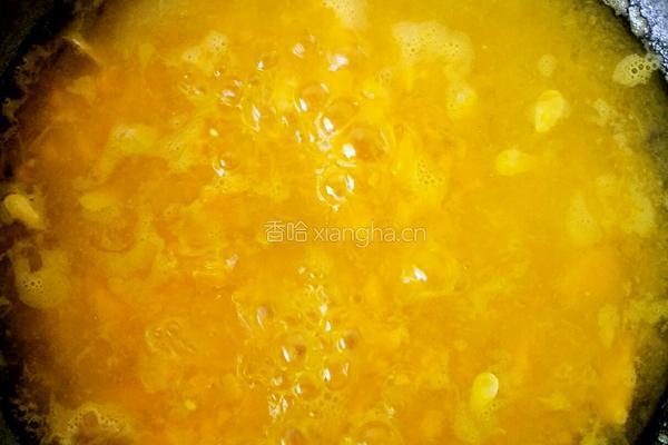 虾仁豆腐南瓜炖的做法图解3