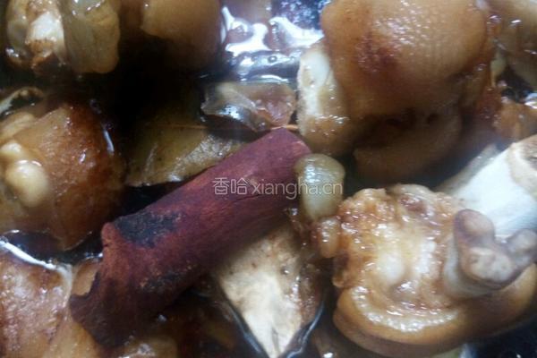 卤猪脚的做法图解5