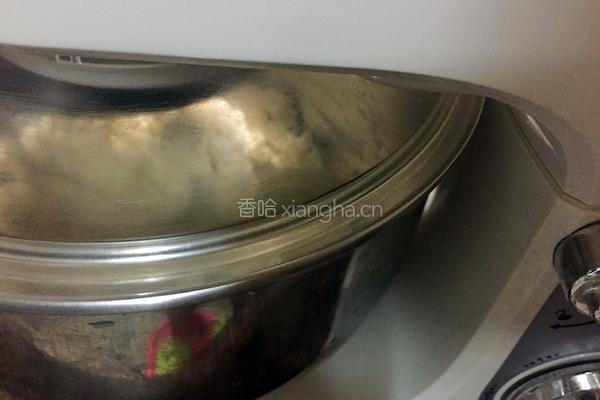 酸奶椰蓉餐包的做法图解2