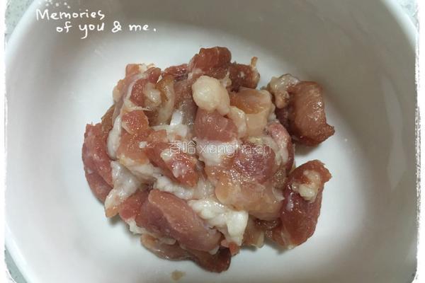 西红柿豆角蒸卤面的做法图解1