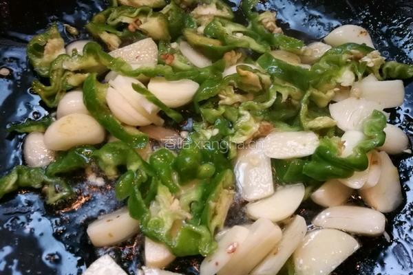 青椒炒菌的做法图解9