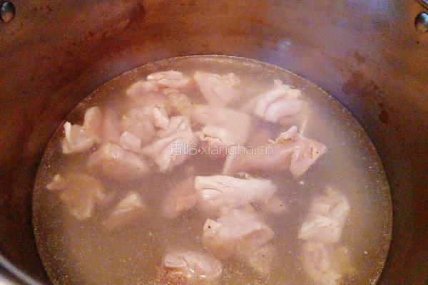 香辣鸡腿肉的做法图解5