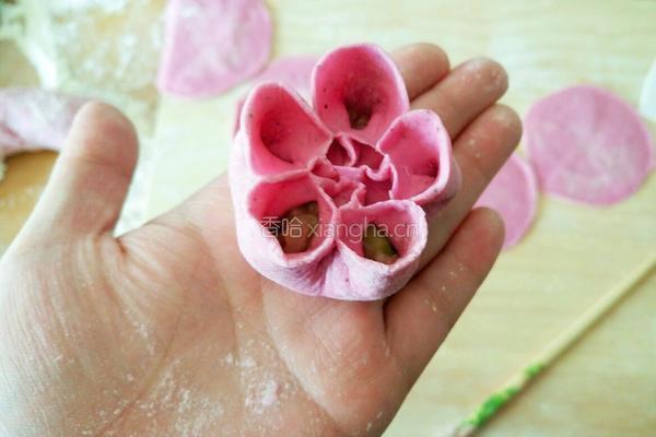 牡丹花饺子 的做法图解10