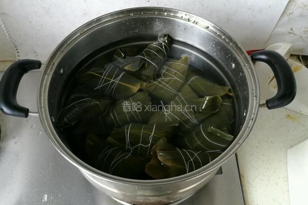 红豆花生糯米粽的做法图解11