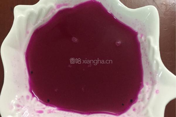 火龙果紫薯西米卷的做法图解8