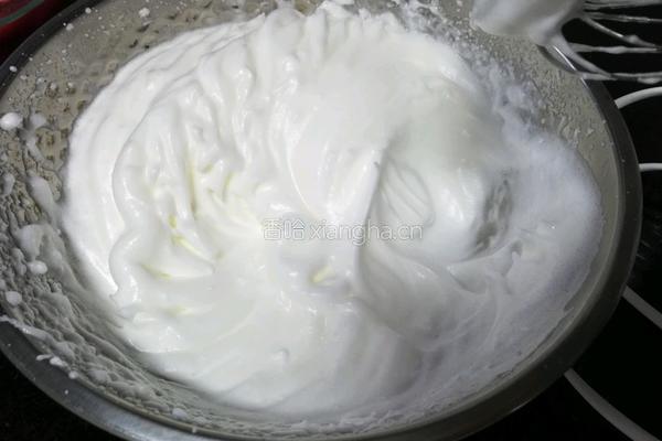 红豆沙蛋糕卷的做法图解4