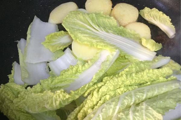 辣白菜豆腐汤的做法图解4