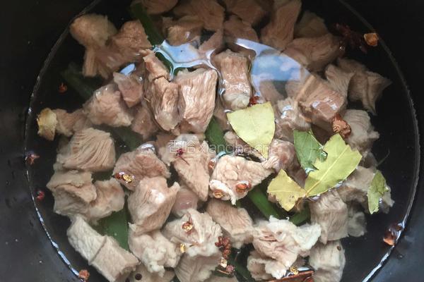 牛肉焖饭的做法图解3