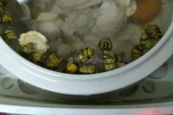 花旗参石斛炖瘦肉的做法图解3