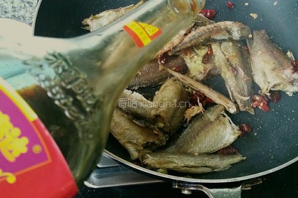 紫苏红烧鱼的做法图解6