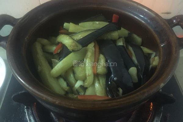 咸鱼茄子煲的做法图解5