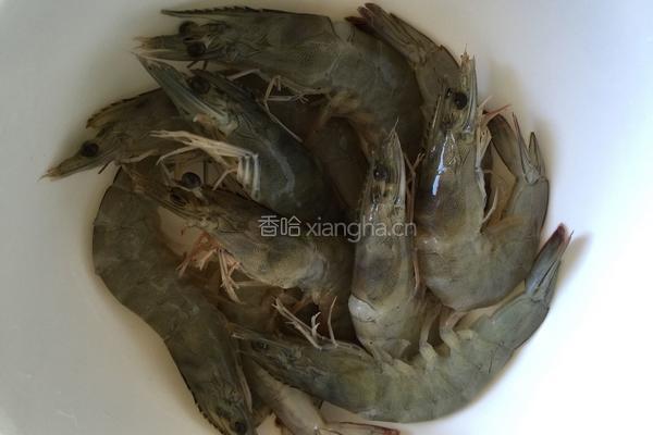 蚝油大虾的做法图解2