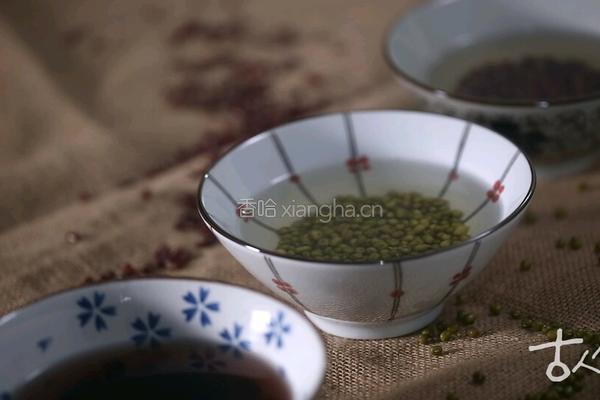 宋 三豆汤的做法图解1