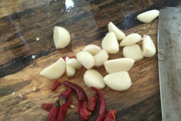 菇和鸡的偶遇的做法图解3