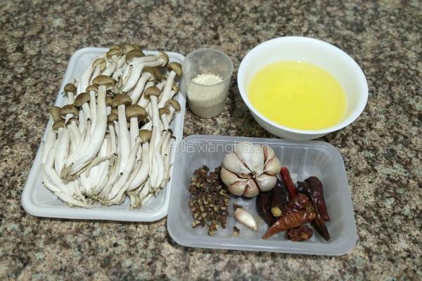 自制菌子油的做法图解1