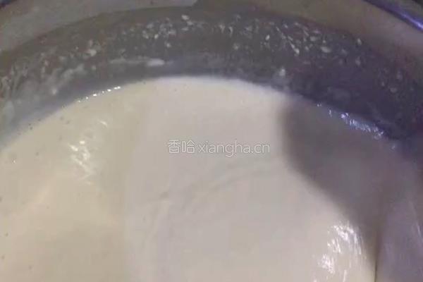 京酱肉丝配鸡蛋饼的做法图解3