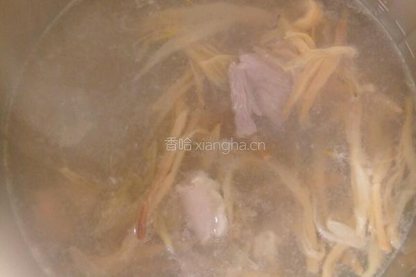 黄花菜猪杂汤的做法图解9