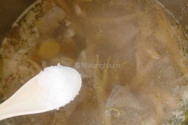 黄花菜猪杂汤的做法图解11