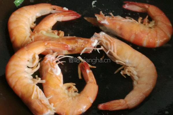 椰油焖活虾的做法图解4