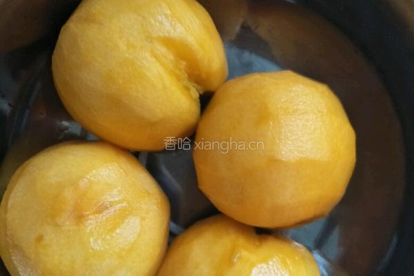 黄桃罐头的做法图解3