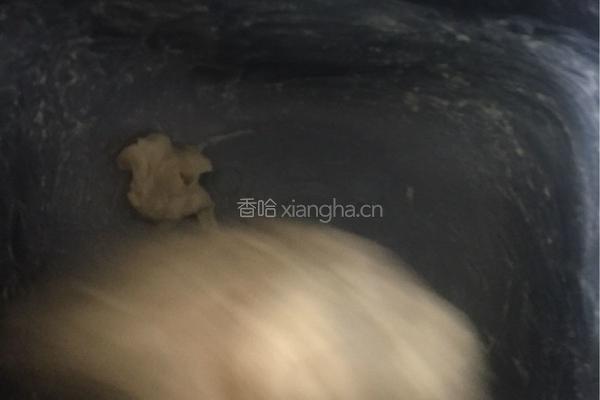花朵豆沙面包的做法图解5