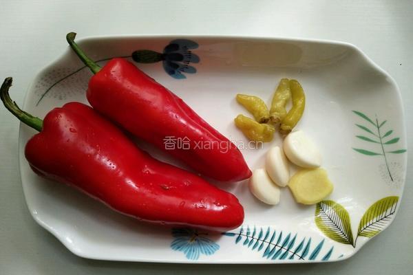 开胃泡红椒的做法图解1