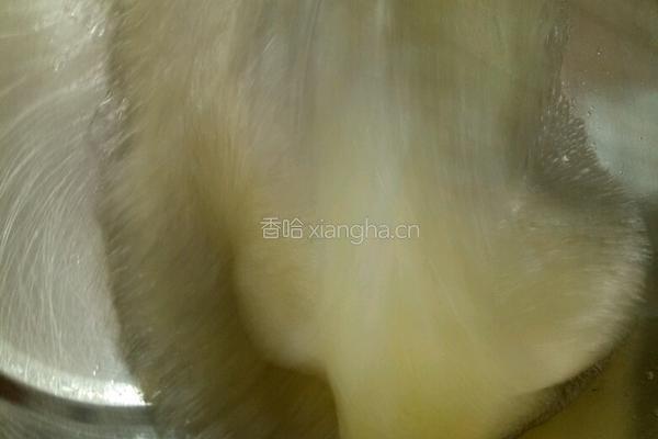 松炸鸡片的做法图解2