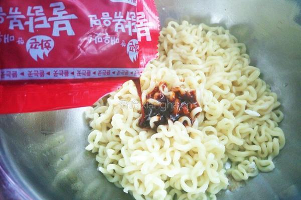快手火鸡面的做法图解8