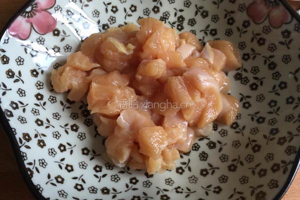 干煎土豆鸡丁的做法图解1