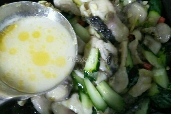 青瓜溜鱼片的做法图解6