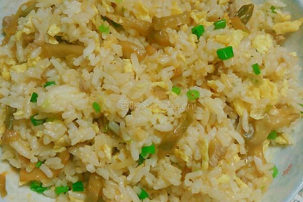 鸡蛋榨菜炒饭的做法图解8