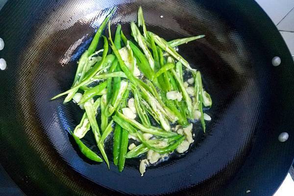 青椒土豆丝的做法图解6